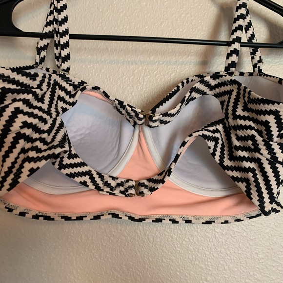Bikini Top - Picture 2 of 2